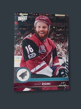 🖊️Autographed Max Domi 2017-18 Upper Deck Hockey #10 Arizona Coyotes